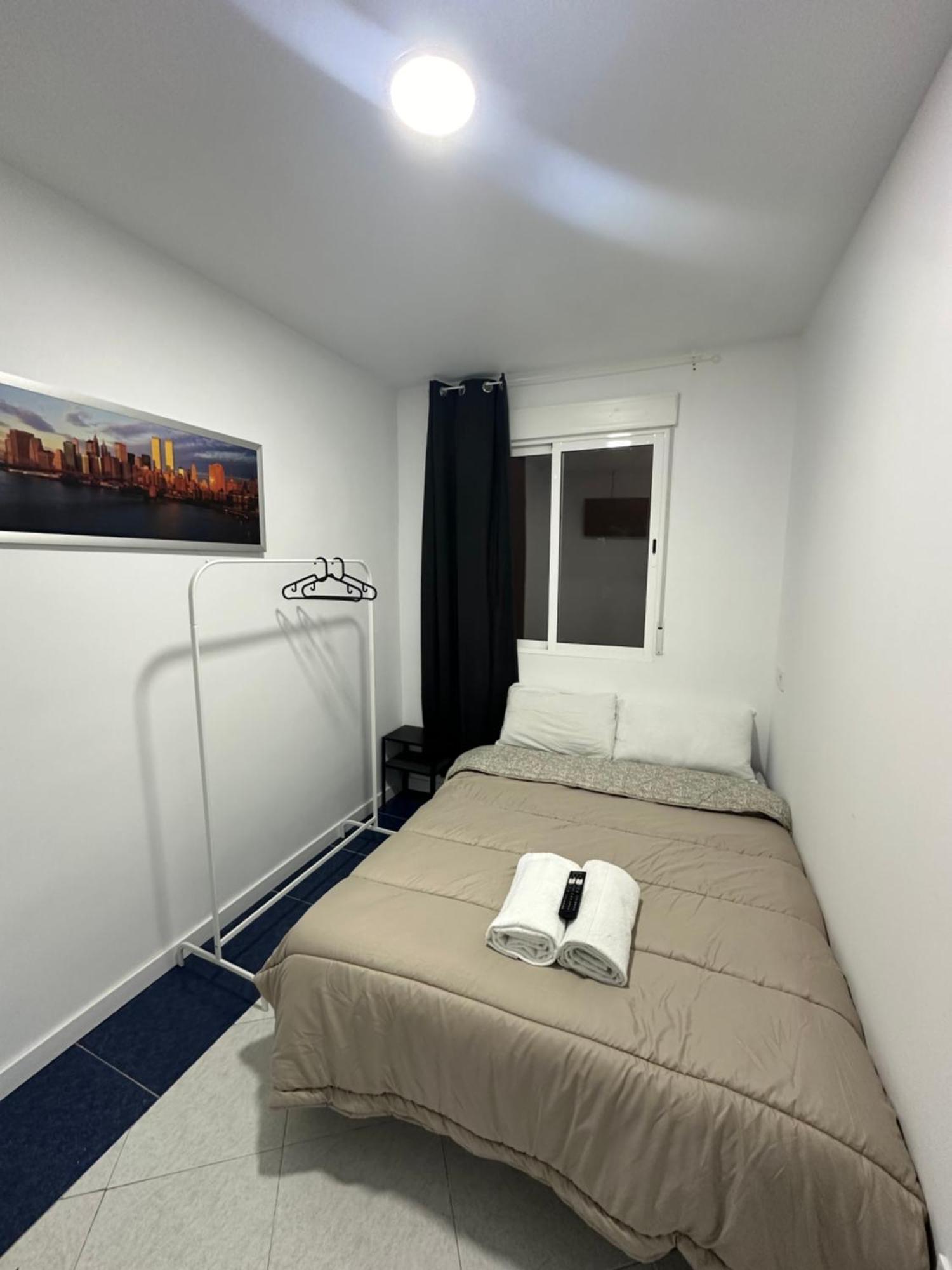 Rooms Mediavilla Madrid Luaran gambar