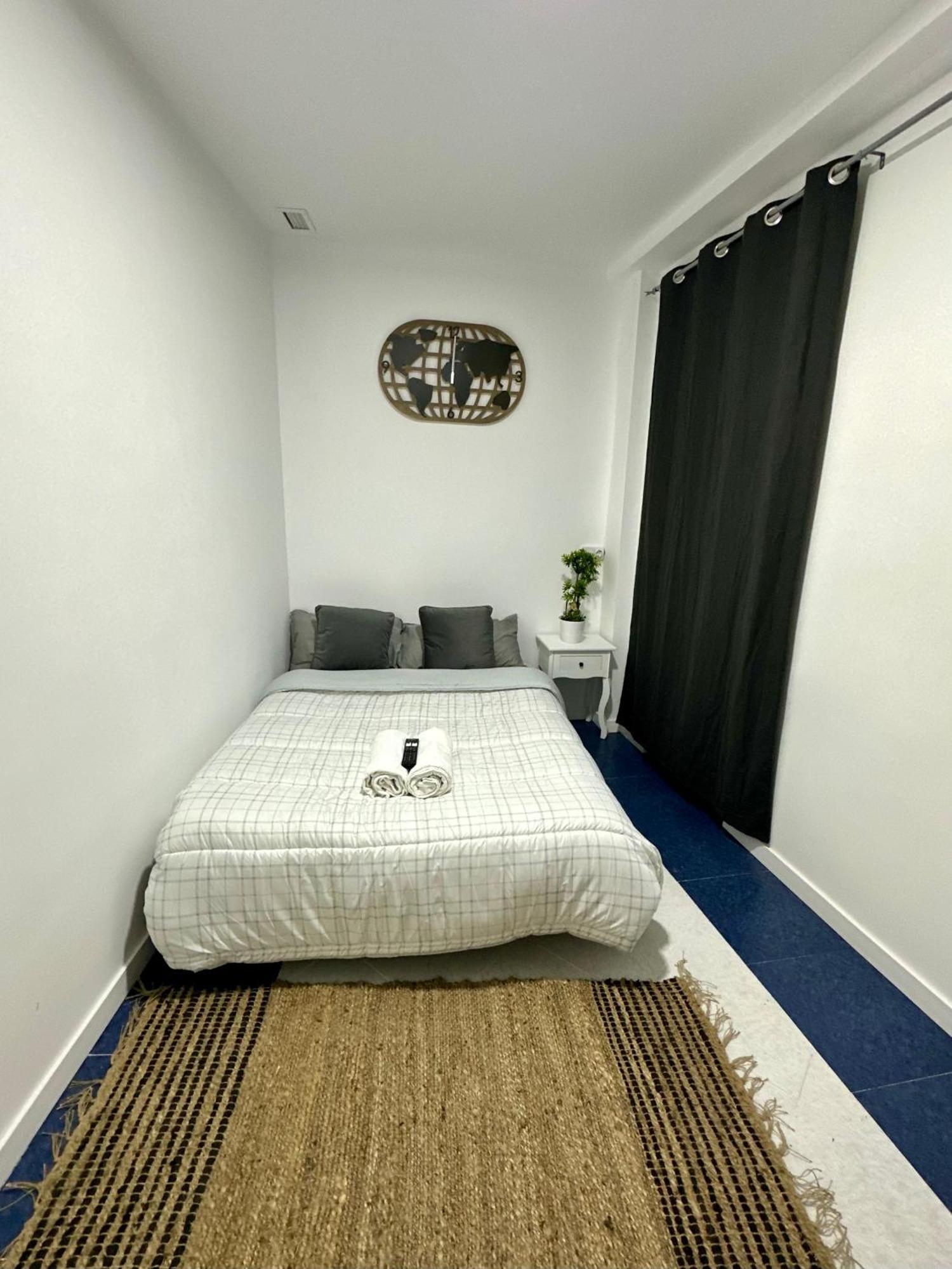 Rooms Mediavilla Madrid Luaran gambar